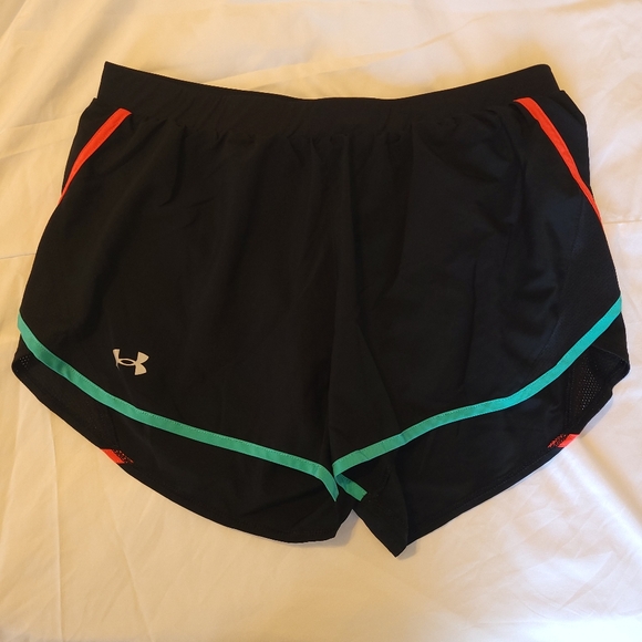 Under Armour Heatgear Loose Running Athletic Shorts Women's Large - Picture 3 of 5